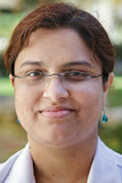 photo of Shireen Khan, M.B.B.S.