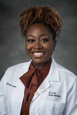 photo of darlene bio