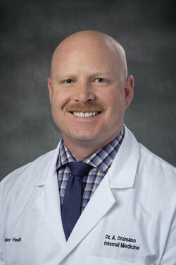 photo of Aaron Dramann, DO