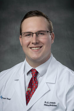 photo of Ryan Schnautz, DO